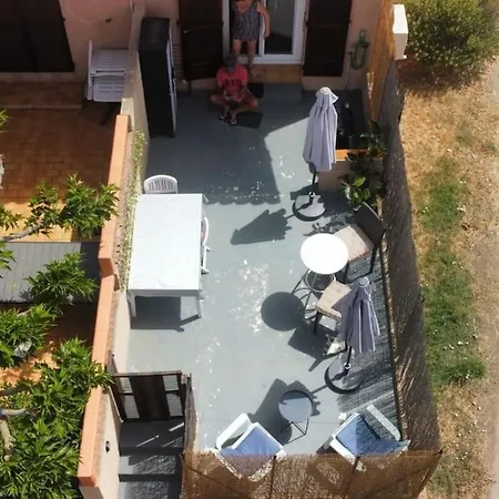 Studio En Corse, Face A La Mer. Grande Terrasse. * Appietto